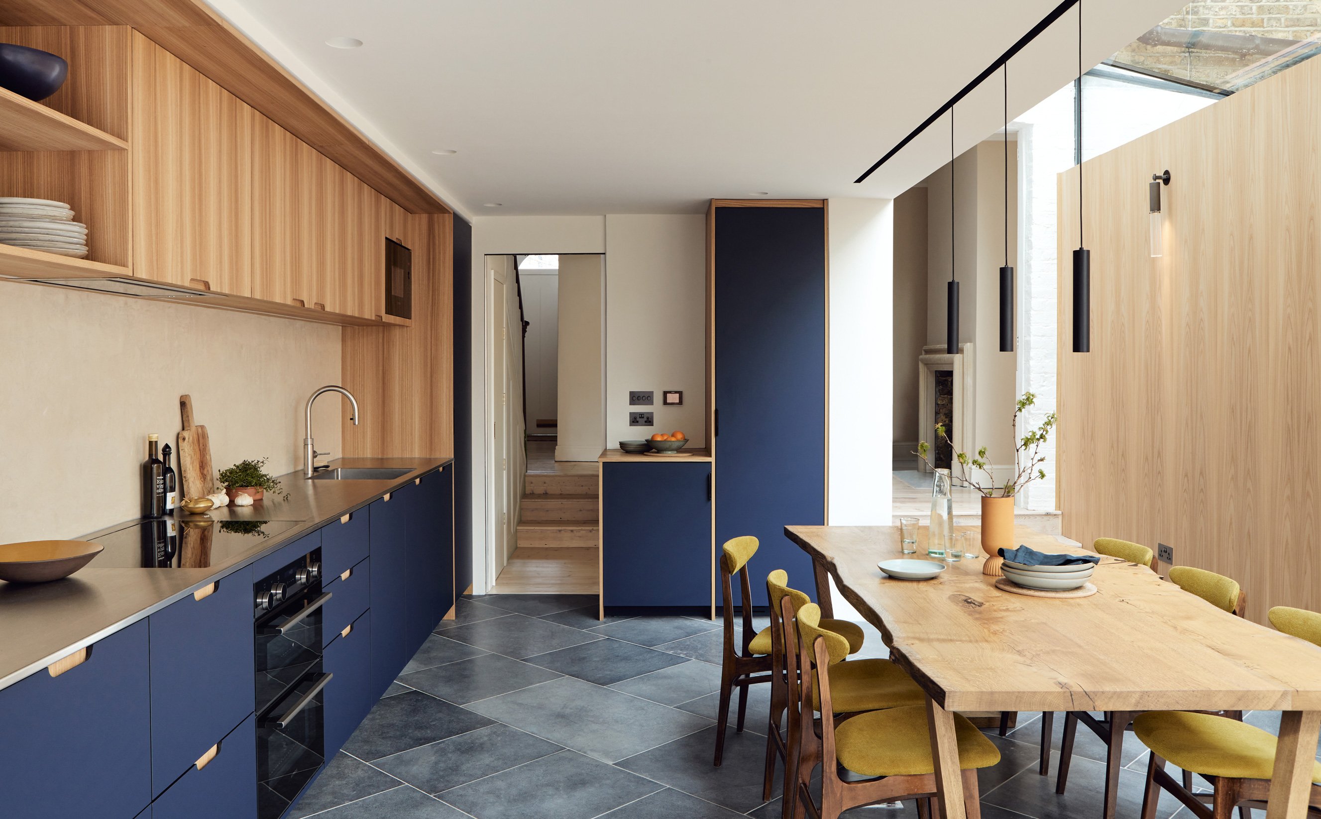 HOLTE_ELM_VENEER_WORKTOP_STAINLESS_STEEL_BLUE_LAMINATE_KITCHEN_BOOKSHELF_02