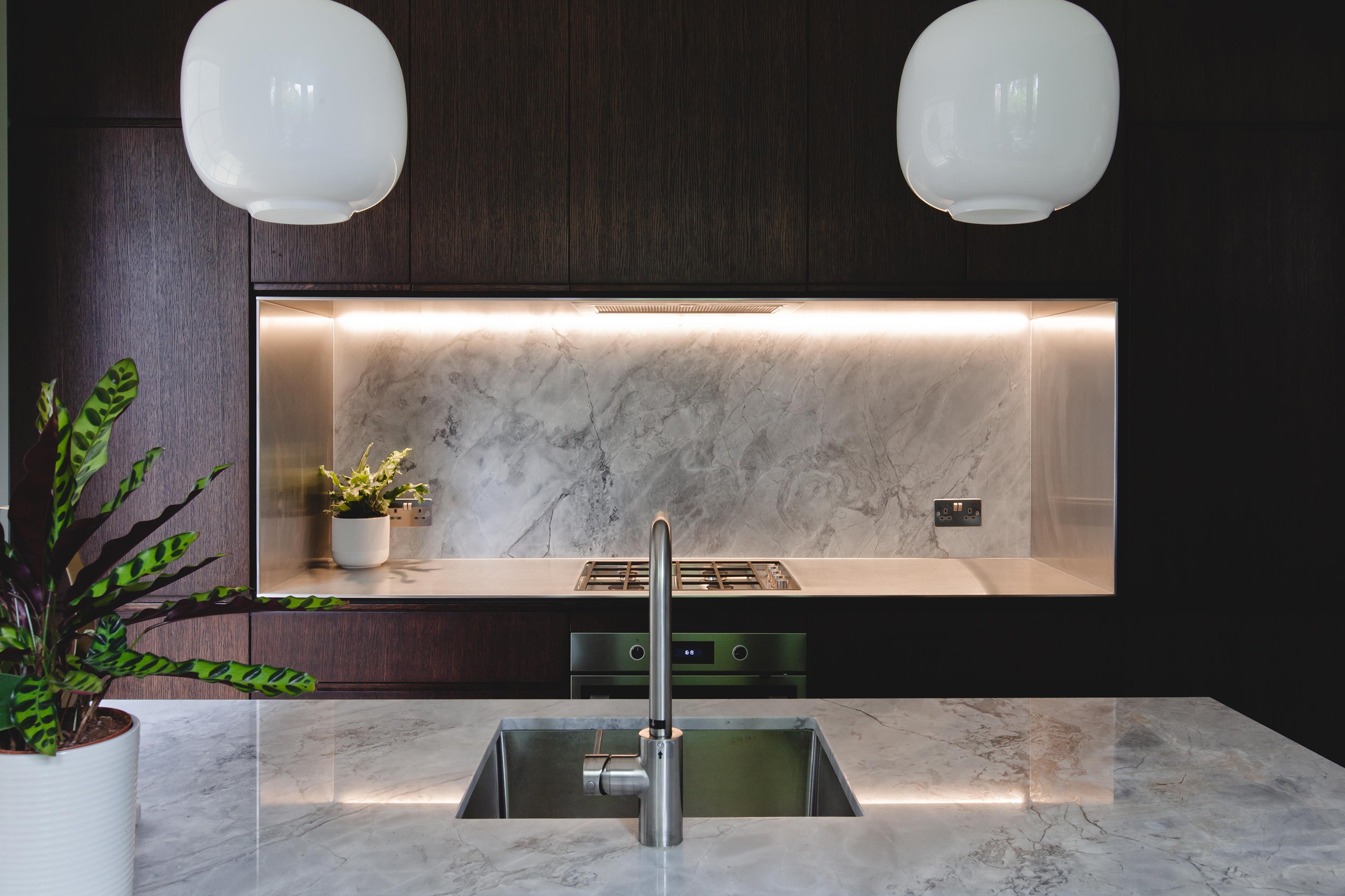 HOLTE_KITCHEN_STAINED_OAK_VENEER_MARBLE_WORKTOP_ISLAND_05