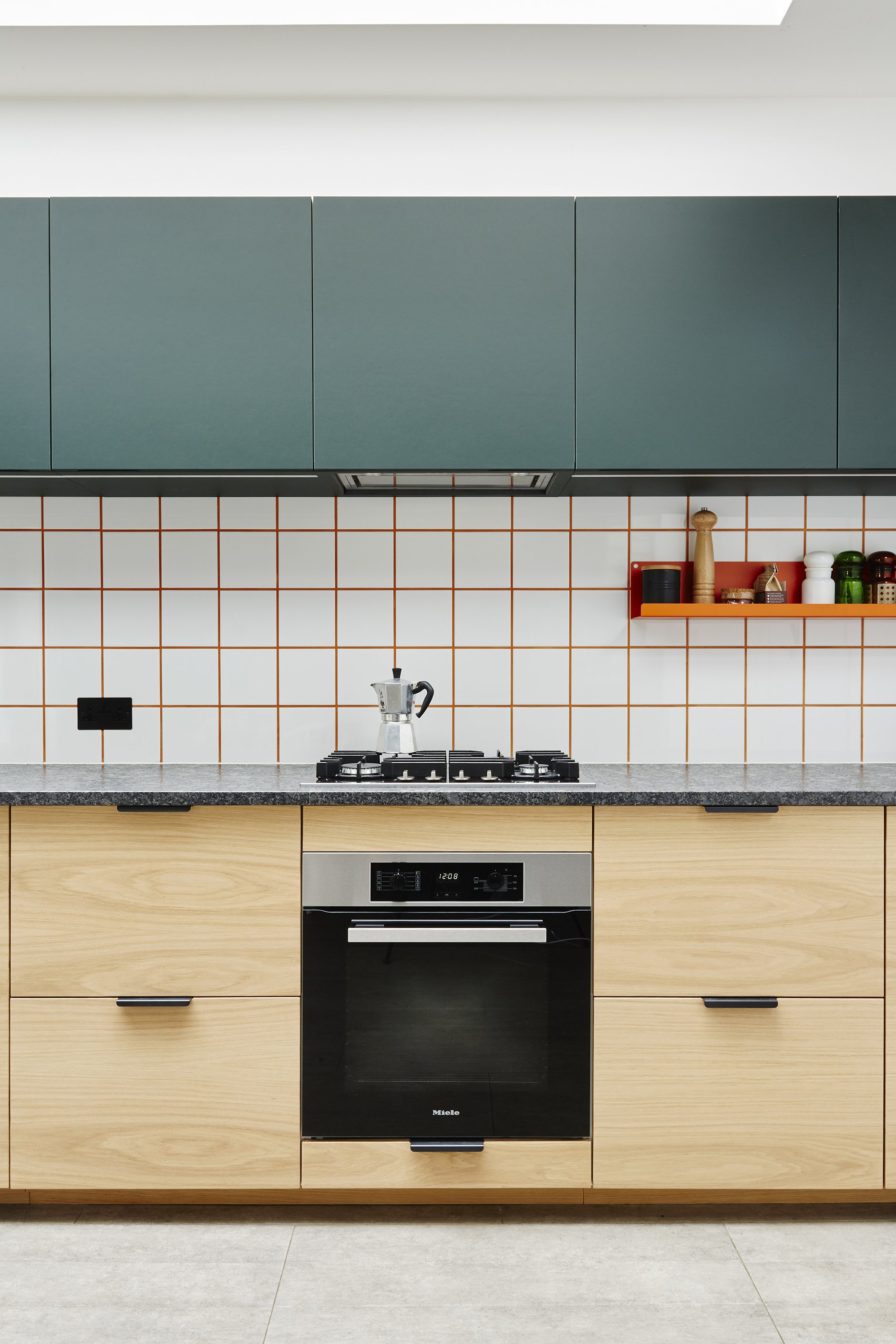 HOLTE_kitchen_wood_oak_dark green 04