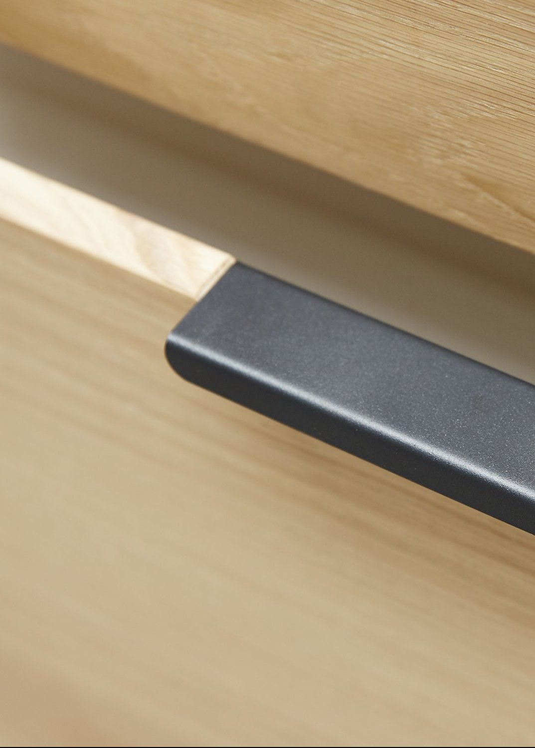 HOLTE_kitchen_wood_oak_steel handle 01