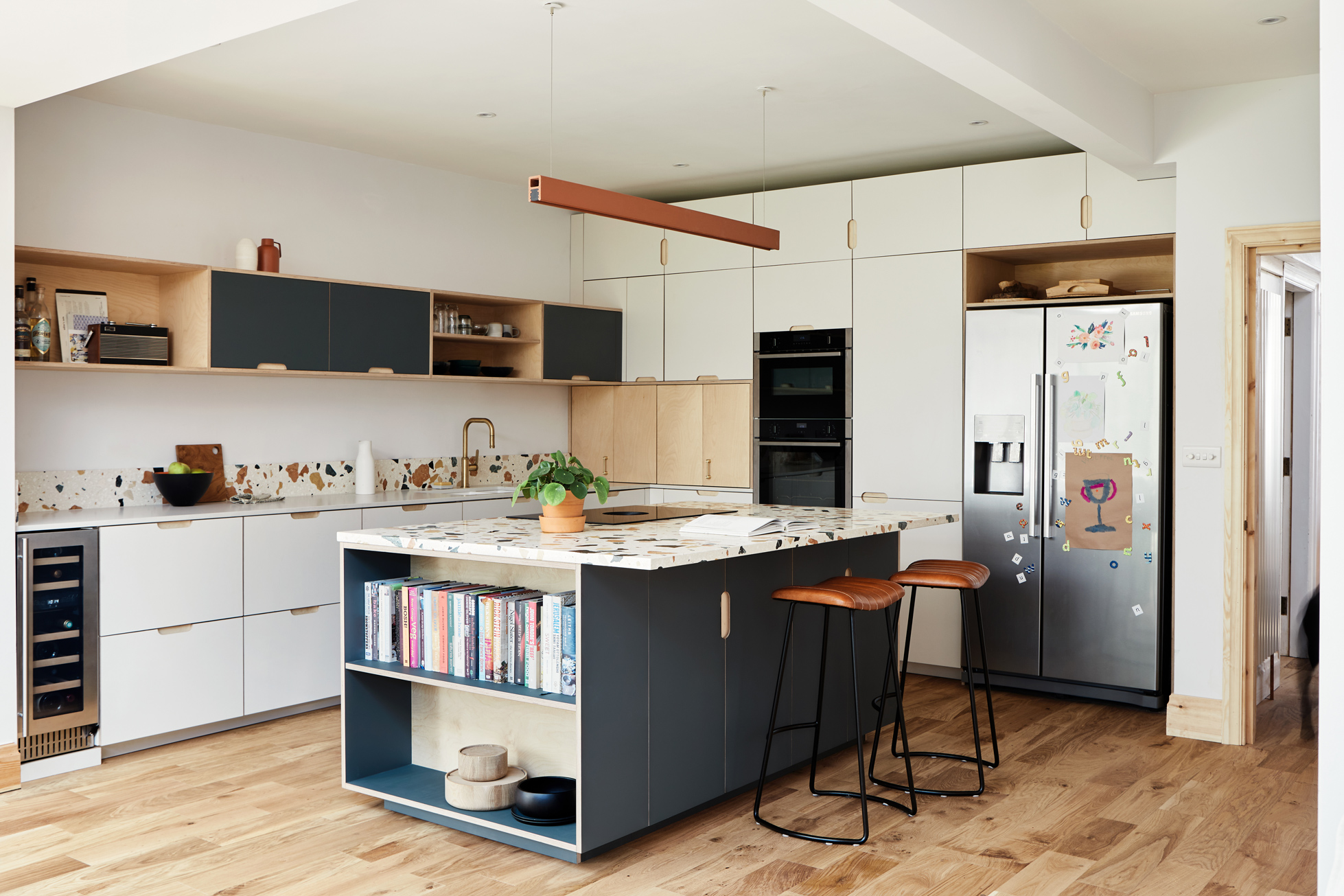 COUNTER TOP AND WALL CABINETS