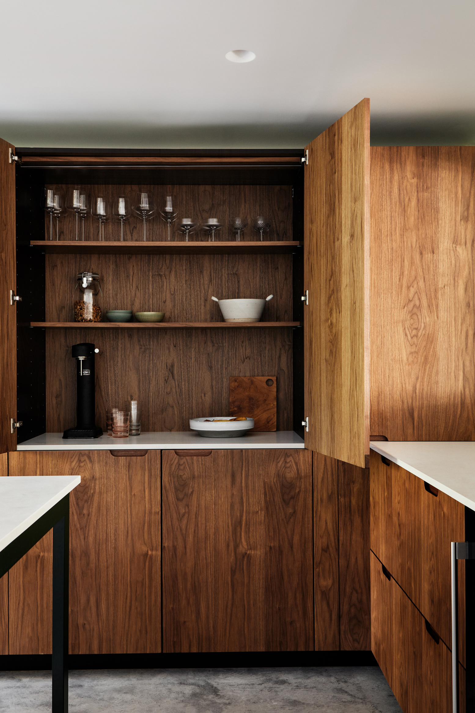 OPEN WOODEN LARDER