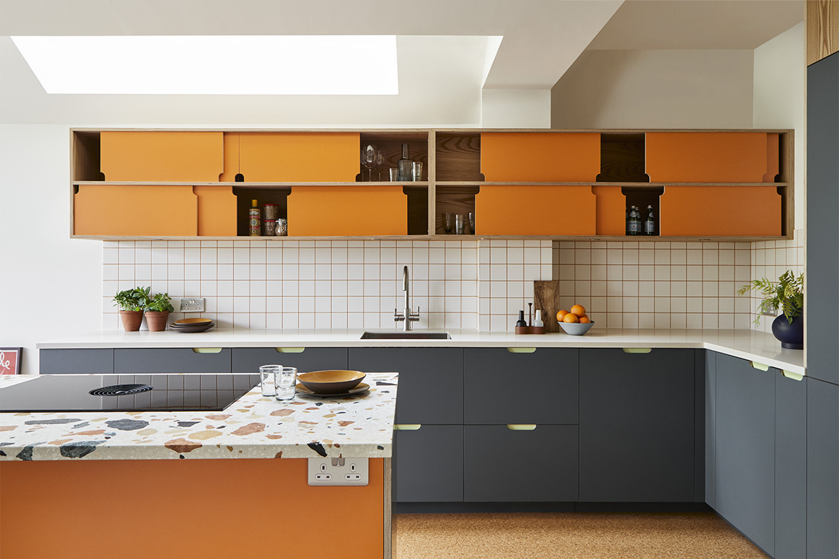 HØLTE – The Ellis kitchen: joyful colour