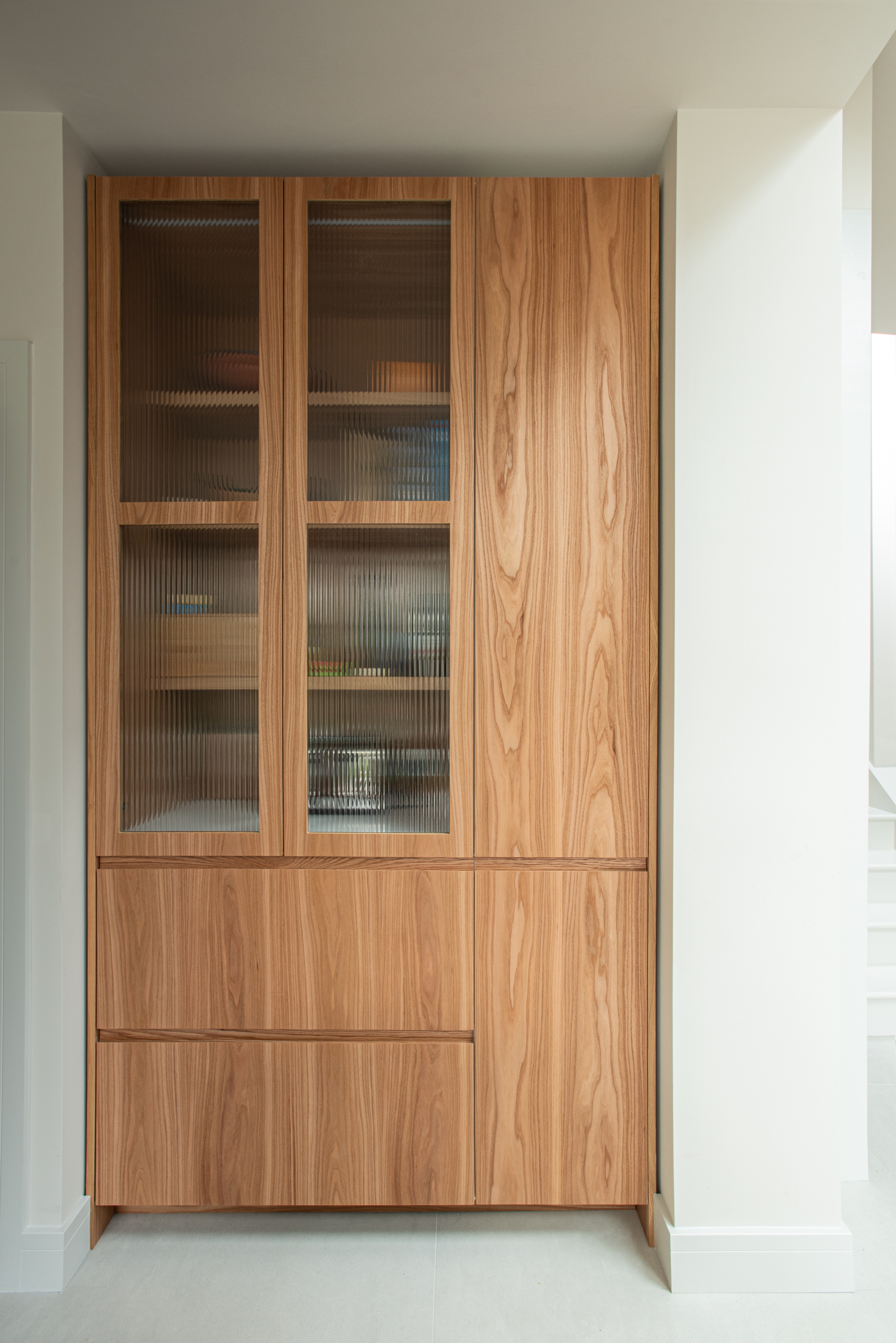 wood kitchen cabinet