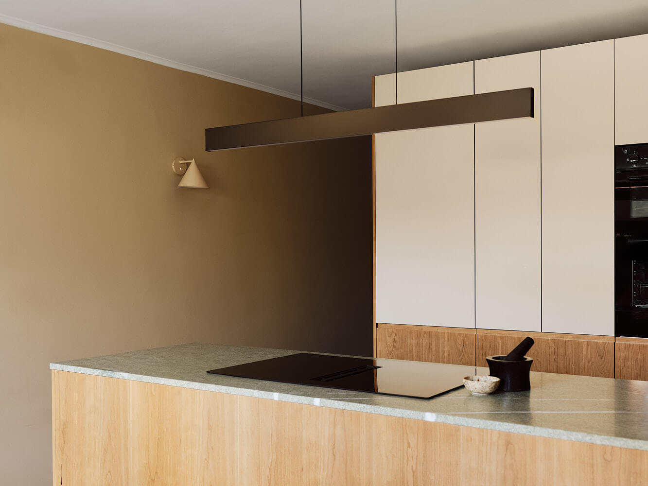 © Beth Davis_Holte_Elgin Road_H697_07
