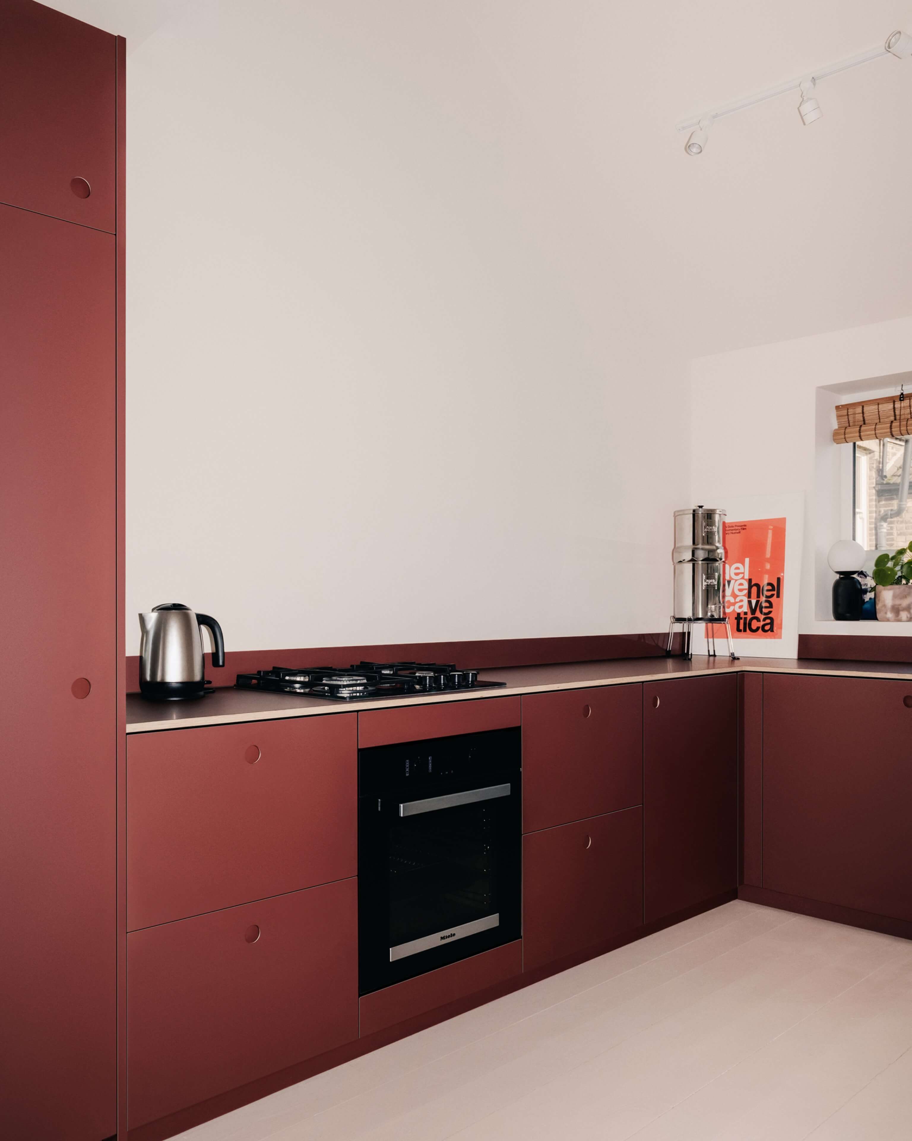 Holte-Francis Road-Teo-Della-Torre-3200x4000-1