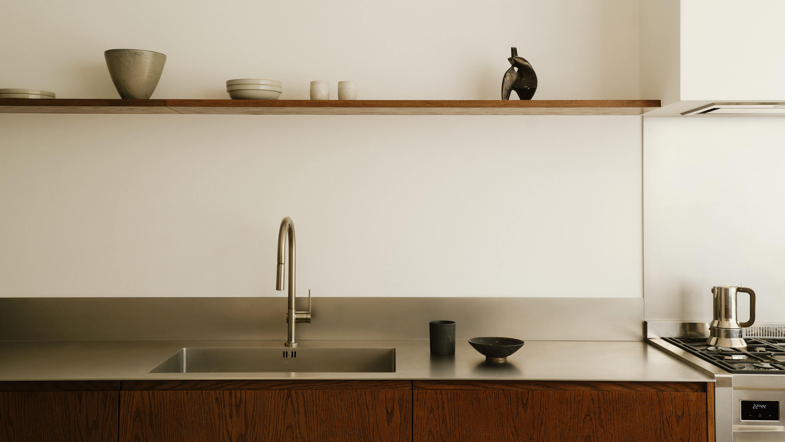 Holte-System-Horn Lane-Beth Davis-Desktop-Banner