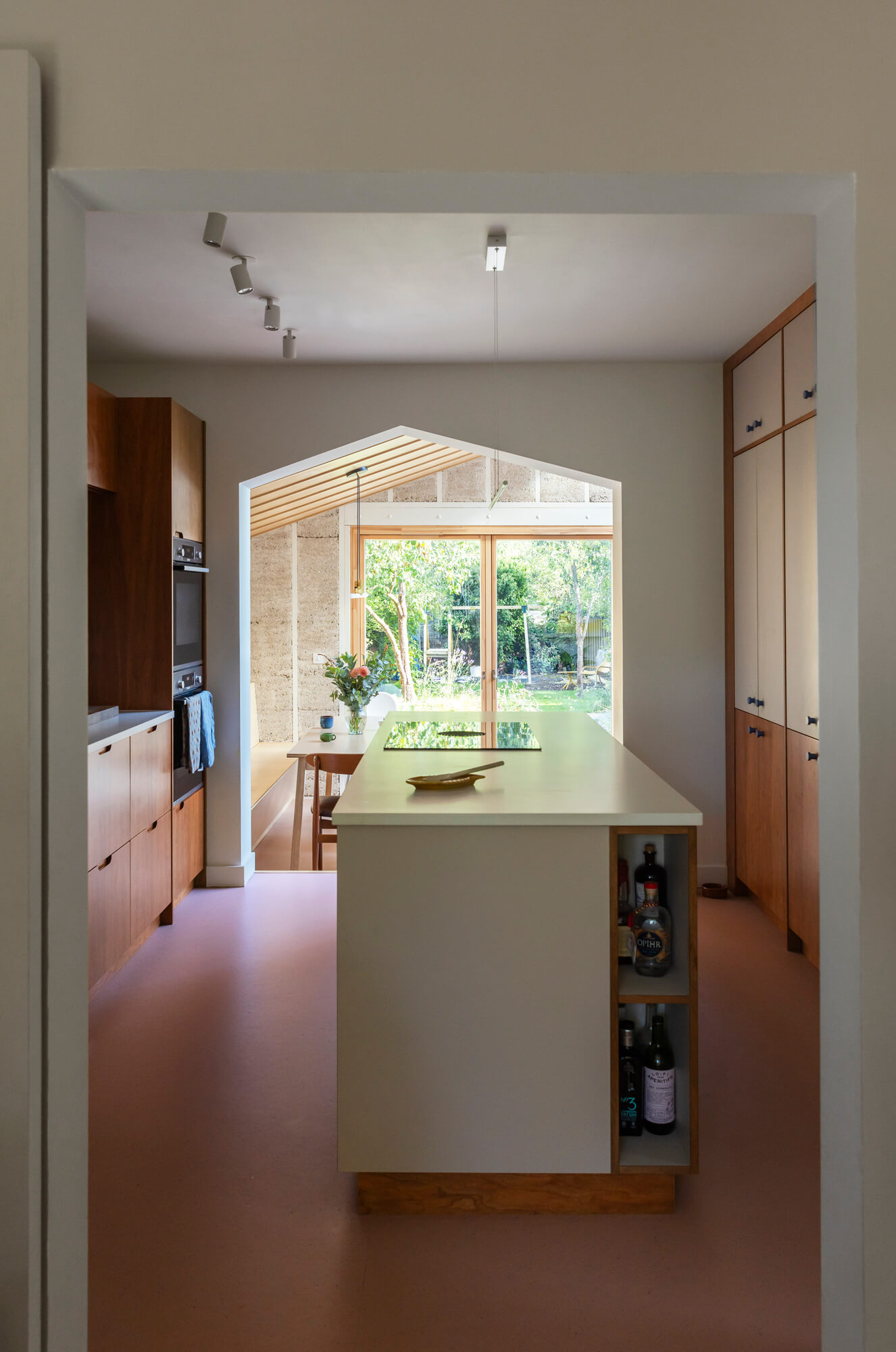Hemp-House-nimtim-architects-© Megan Taylor-H590-01