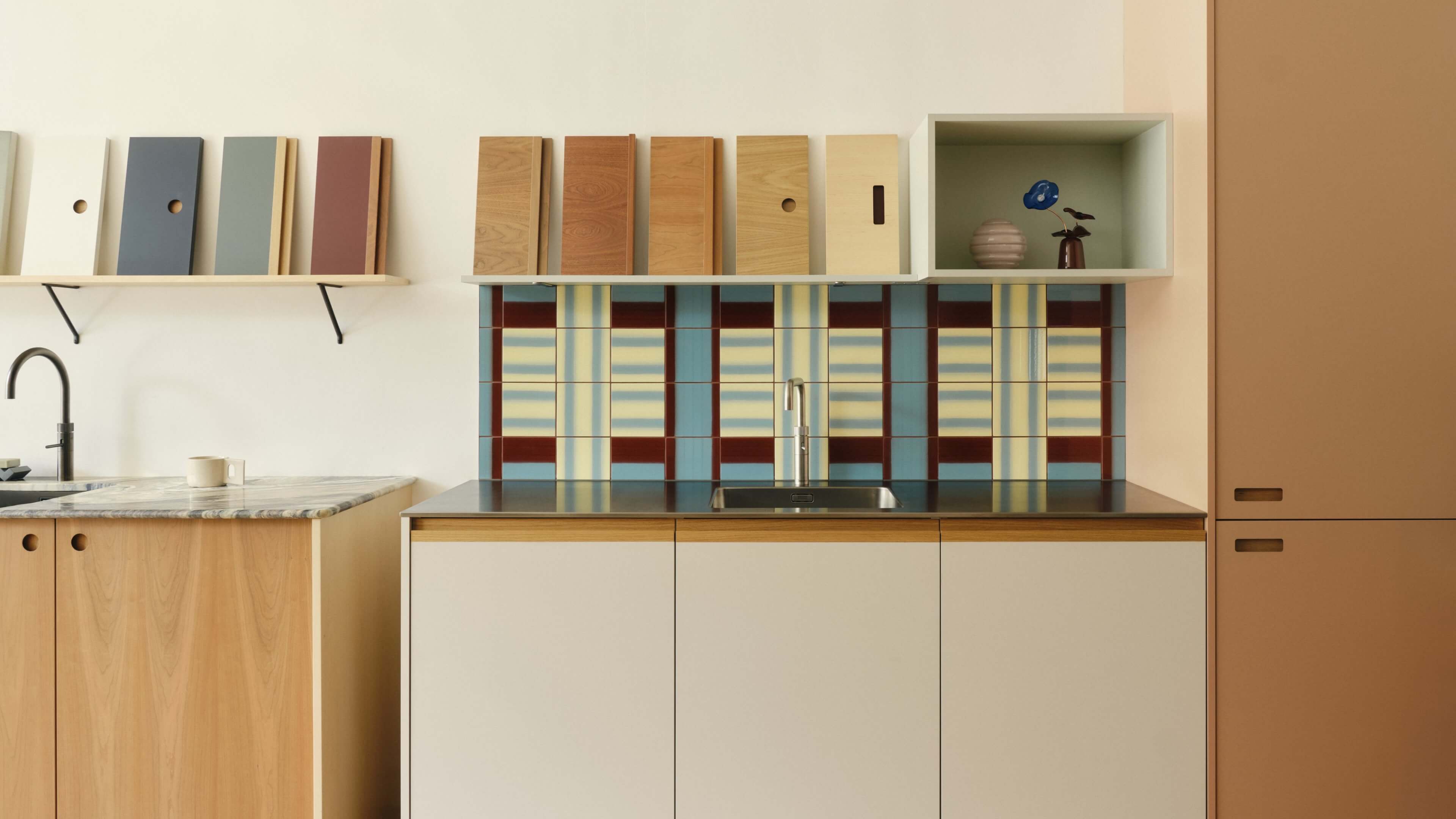 Holte-Showroom-ONE-Desktop-Landscape-4000x3200